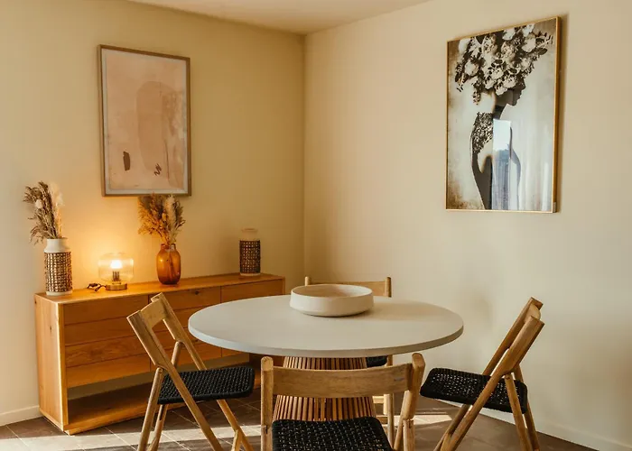 Premium De 70m2 Avec Piscine Individuelle Appartement *